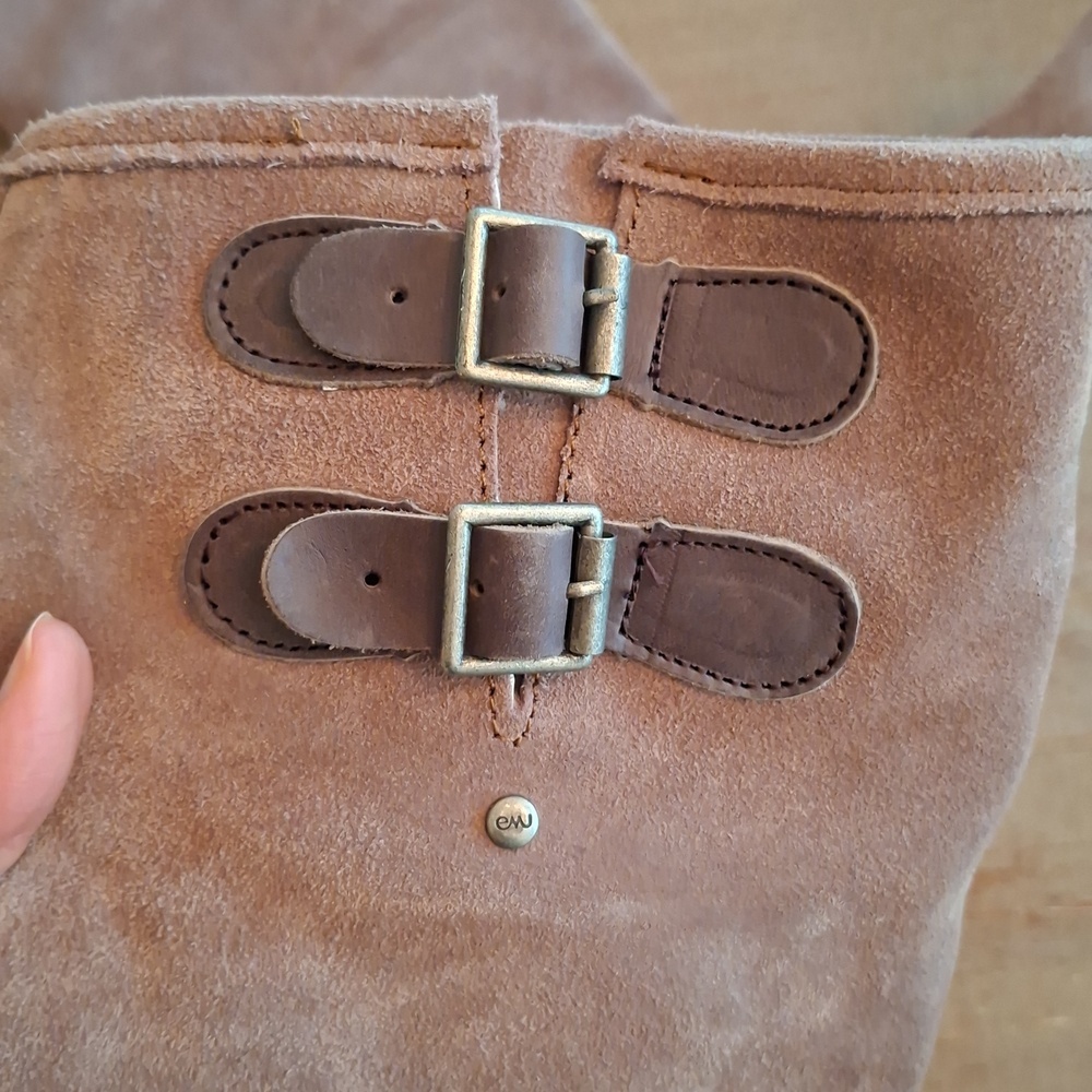Emu Australia Suede & Shearling/Sheepskin Tan Slouchy Buckle Boots (AU 8/US 8) - Picture 4 of 12